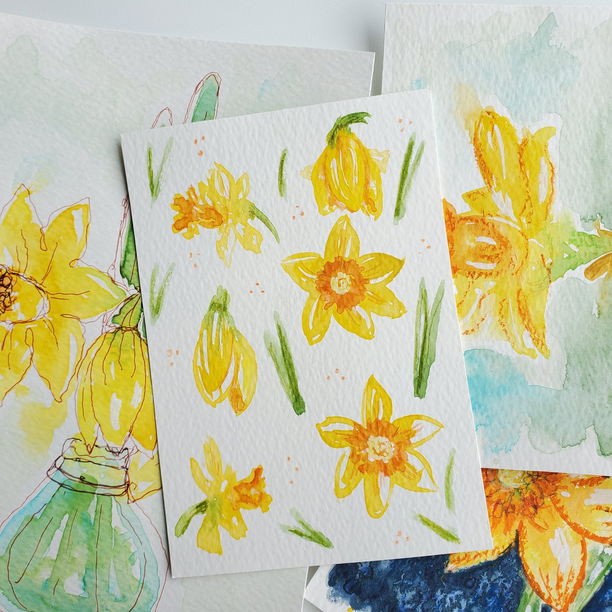 tunde_art's tweet photo. Celebrating spring flowers this week. While I created these studies using real models, the daffodil bud started to open under the strong light. It was magical.
#spring #daffodils #flowers #yallow #nature #tundeart #watercolour
Painting Moments Quietly #PMQ https://t.co/GUQNjrU447