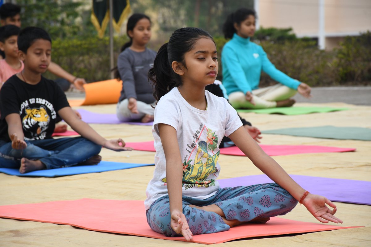 Today, the 106 Bn RAF raised awareness about yoga's importance among the Bal Manuhars, educating them on various methods of yoga . The children's enthusiastic participation was truly inspiring! #YogaAwareness #CommunityEducation 🧘‍♂👧👦
