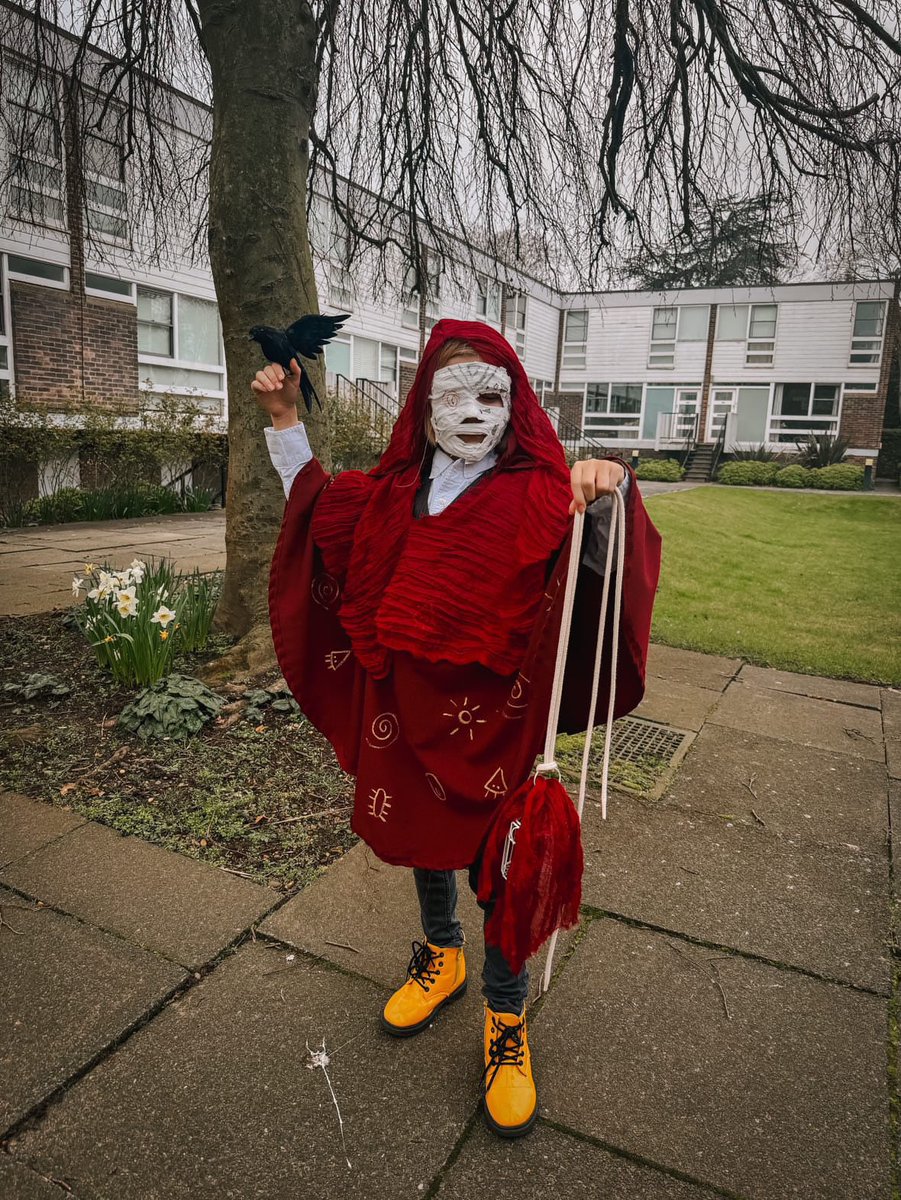 I’m late to the #WorldBookDay party as I was only sent this last night, but what a brilliantly scary Oculus Nocturne costume. It’s never too late to check into the #NothingToSeeHereHotel. Especially with book five coming out next year. The saga continues…