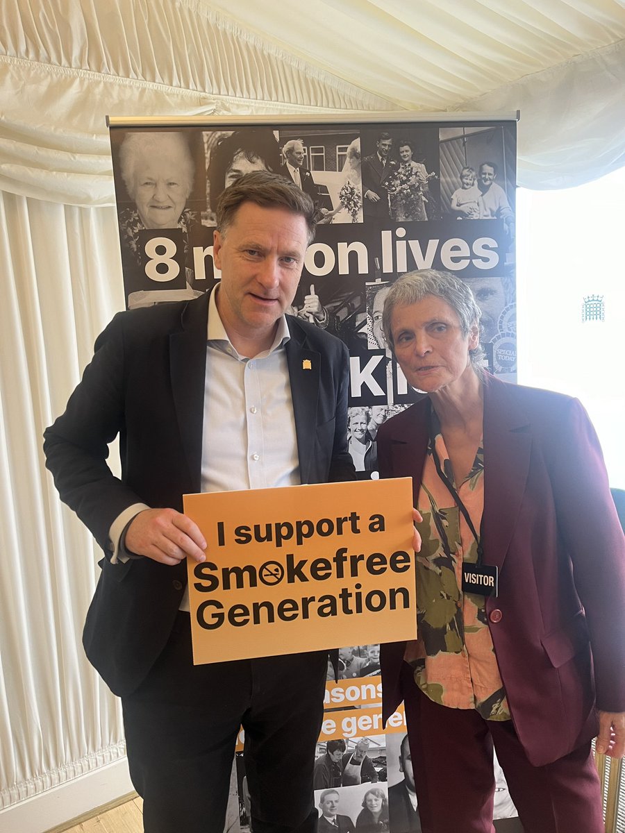 The people you meet! Thanks to the irrepressible Deborah Arnott from @AshOrg at the #smokefree event in @HouseofCommons today. [SB]