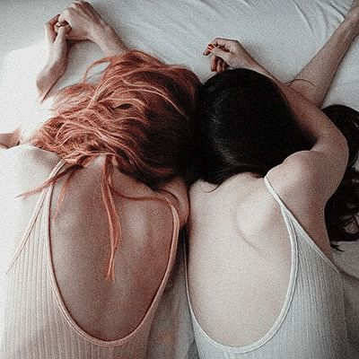 ziggypaz's tweet photo. Storytime de cuando escribí un fanfic sobre lo que sentía hacia mi mejor amiga con los personajes de mi serie favorita (Betty, Cazamonstruos) para evitar contárselo y odiaba ser adulta en Londres.

#ProyectoFandom https://t.co/Zey6m8wvHy