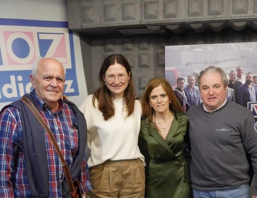 Gracias al equipo de <a href="/vocescoruna/">Voces de A Coruña</a>  por dar este último impulso en la difusión del 🎤concierto solidario de Amizades a beneficio de AFACO
💚Destinado a un proyecto para financiar unas pizarras digitales que usaremos en nuestra labor asistencial
+ info y entradas @entradasataquilla