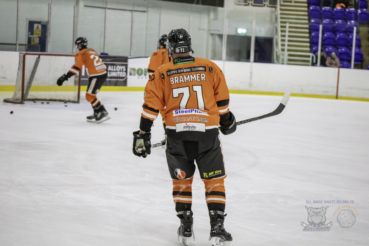 RDGDigitalUK's tweet photo. The @SteeldogsIHC images have been sent across, here are some of my picks! What a game this one was, eh?! 🐶🍊📸
.
.
.
#NIHL #EIH #UKhockey #IHUK #Sheffield #Steeldogs #IceSheffield #IceHockey #IceSports #Photography #Canon #5Ds #NationalLeague #Lightroom https://t.co/TFvUW1Avnv