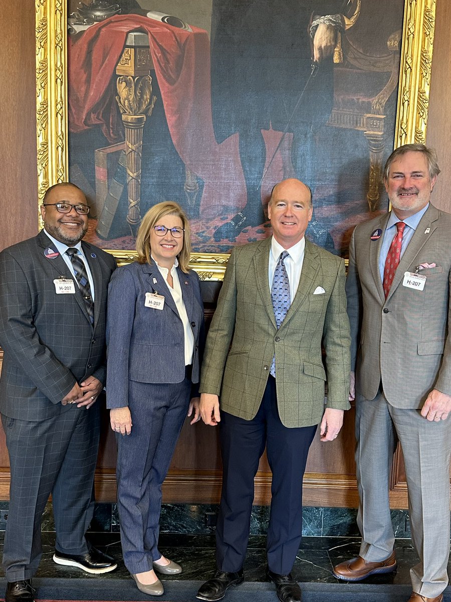 Thank you Representative <a href="/Robert_Aderholt/">Robert Aderholt</a> for taking the time to meet with <a href="/Othell/">Vic Wilson</a> <a href="/KarissaLang7/">Karissa Lang</a> and <a href="/AASSP_Alabama/">Alabama Association of Secondary School Principals</a> /<a href="/AAESACLAS/">AAESA</a> <a href="/clasleaders/">CLAS</a> during the <a href="/NASSP/">National Assoc. of Secondary School Principals</a> <a href="/NAESP/">National Assoc. of Elementary School Principals</a> NSLAC Day.  #PrincipalsAdvocate