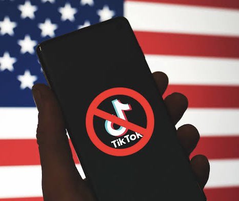CensoredMen's tweet photo. 🚨🇺🇸#BREAKING: The House Has Passed The 'TikTok Ban Bill' https://t.co/d99c6MT1kO