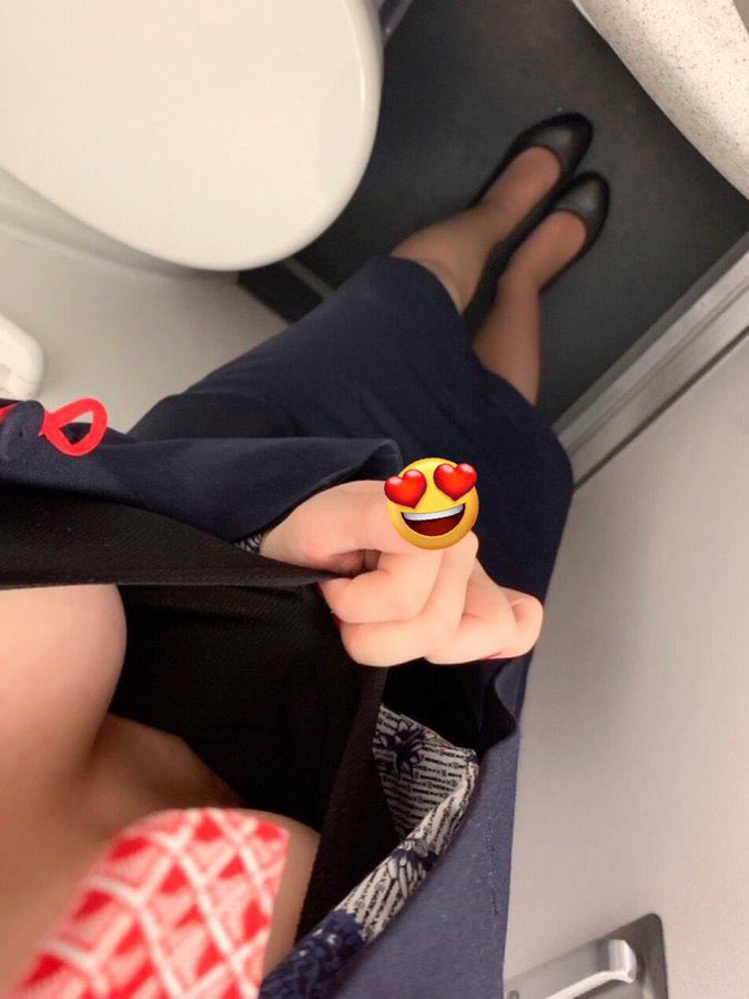 dO71022's tweet photo. 我寻思上推特找个泡友
结果根本没人私信我🙃 https://t.co/MEfjJkfKTD