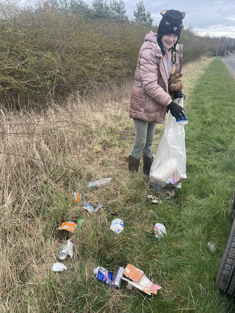 👀 this is what met my eyes today !… <a href="/KeepBritainTidy/">Keep Britain Tidy</a> what to do?Clear it !!! Jobs s Good n!!! 👍 😃 save 🐿️ 🐇 🐁 🐛 🐞 🪲 🐌 🐝 🦊 🐸 🦔 <a href="/NlandTogether/">Northumberland Communities Together</a> <a href="/NorthWildlife/">Northumberland Wildlife Trust</a> <a href="/PrideOfBritain/">Pride of Britain</a> <a href="/des_farrand/">Des</a> <a href="/Feargal_Sharkey/">Feargal Sharkey</a> <a href="/CalSocialHermit/">Cal Desmond-Pearson</a> <a href="/endelstamberg/">Endel Stamberg #FightFor1Point5</a> <a href="/ArgyllSeaGlass/">🏴󠁧󠁢󠁳󠁣󠁴󠁿Mike - ArgyllSeaglass 🏴󠁧󠁢󠁳󠁣󠁴󠁿</a> <a href="/Leonlovescats/">Leon Roman Misses Olde Joey ❤️❤️❤️</a>