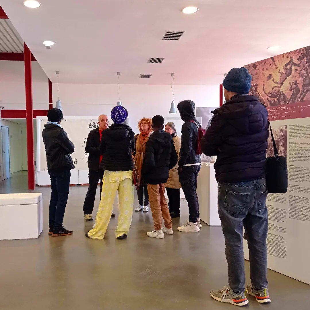 Oggi in visita graditi ospiti dalla Mauritania, in città per presentare il progetto di cooperazione "L'arte di lottare", contro la violenza sulle donne e sui bambini, ideato da Cherimus e ArtGallé
#museodelcarbone #minieraserbariu #carbonia #sulcis #sardegna #italia #Mauritania