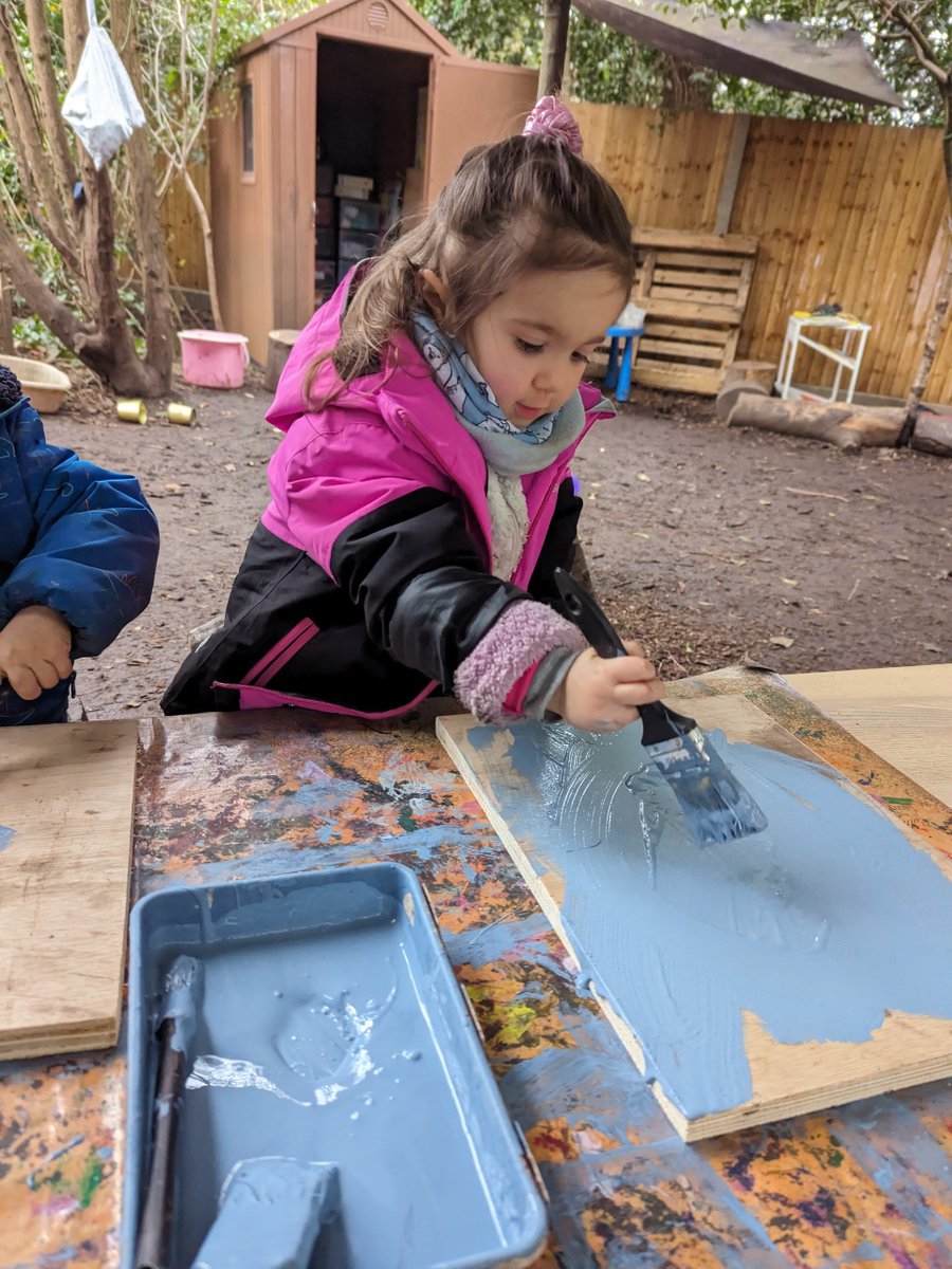 TWNrsry's tweet photo. * Weekly Activities - Hedgehog Home Part 1 *

Hedgehogs are now classed as 'vulnerable to extinction' so we thought we would help by building them a home where they could look after their hoglets.

Link to our blog: https://t.co/eeGYHWjPjb

#thewoodlandnursery #ForestSchool https://t.co/m7o1JI4lC3