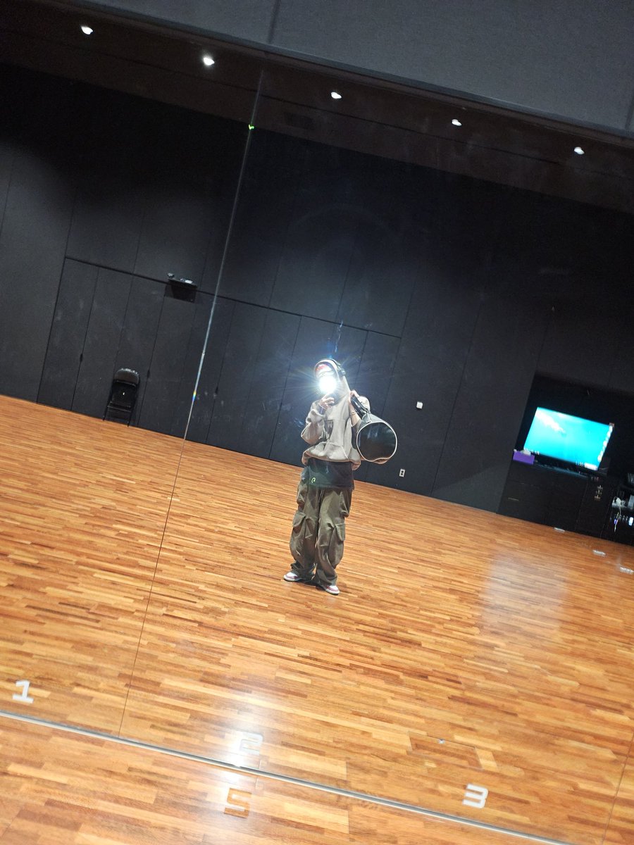 enhypenweverse's tweet image. [ #니키’s Post ] 240313 

#NI_KI: 🔥🔥🔥 

@ENHYPEN_members @ENHYPEN #ENHYPEN #엔하이픈