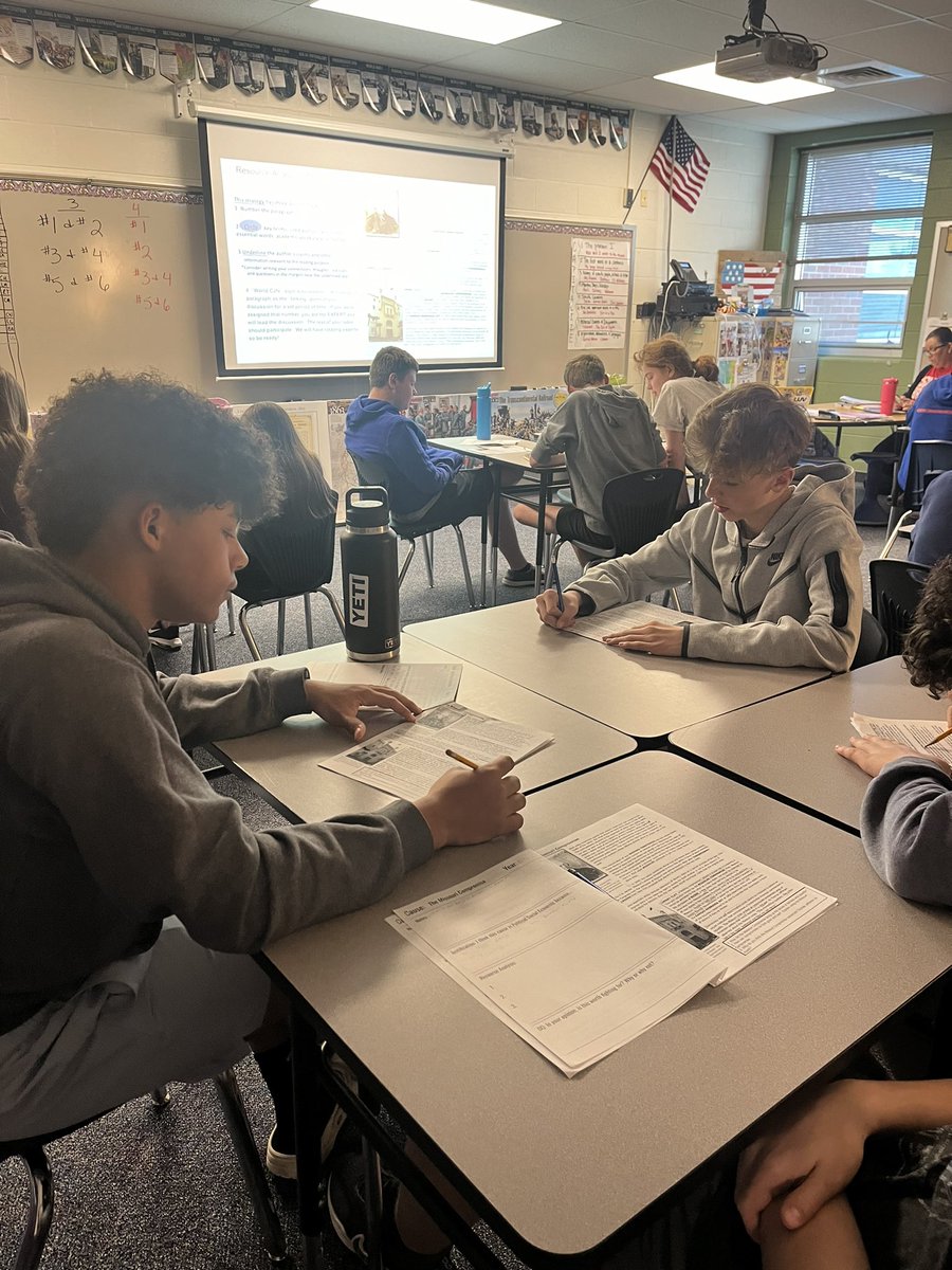 MrsGoeglein's tweet image. Thank you @CoachTChambers and @KacyStuber for your “high yield” @lnhsavid strategies! We combined the “marking the text” and “world cafe” strategies in today’s lesson and it made a complicated text more engaging and meaningful!