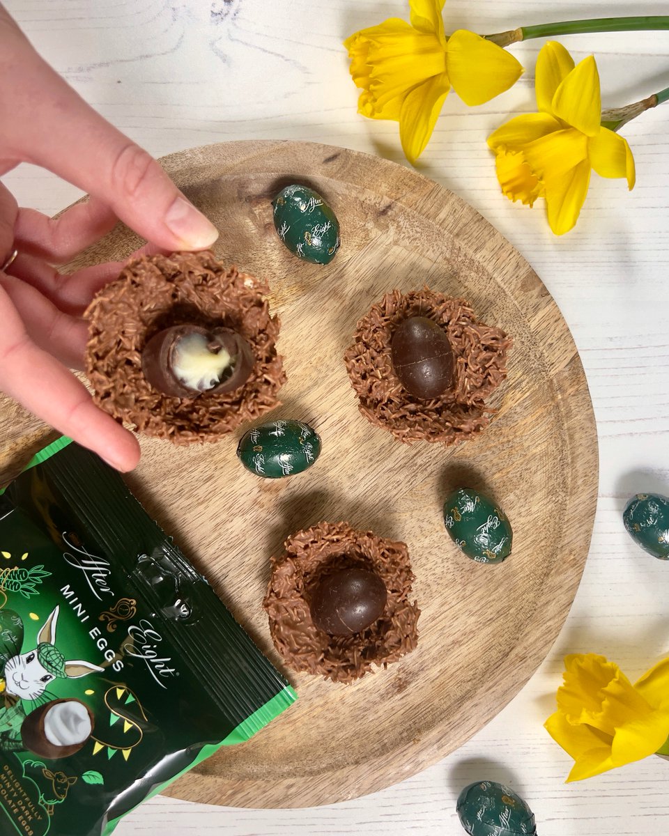 Easter Egg Nests! 🐣🌱 Level up your dinner party with these adorable @ShreddedWheatUK nests, topped with our After Eight® Mini Eggs! 🥚 Tag us if you give these a go! 💚