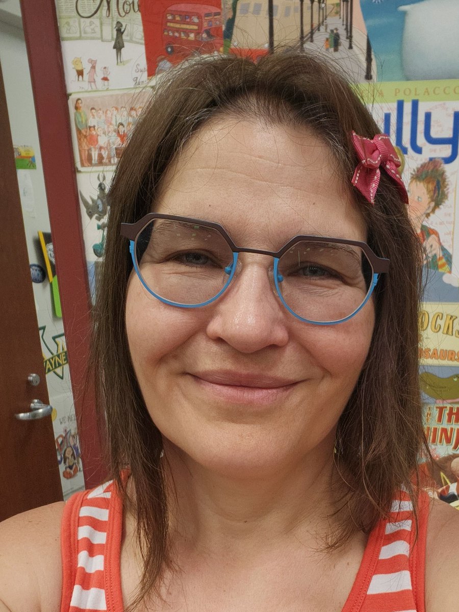 Carrie Betts tweet media