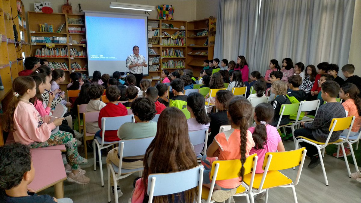 Colegio Español Ramón y Cajal (@ceramonycajal) on Twitter photo ENCUENTRO CON CARLES CANO, ESCRITOR DE LITERATURA INFANTIL Y NARRADOR ORAL.
Gracias a la Editorial Anaya, el alumnado del 2º y 3º ciclo han podido conocer y disfrutar con la presencia en nuestro centro de Carles Cano
<a href="/CarlesCanoPeiro/">Carles Cano</a>
<a href="/ConsejeriaEduc1/">Consejería Educación Marruecos</a>
<a href="/AccEducativaExt/">Acción Educativa Exterior</a> ENCUENTRO CON CARLES CANO, ESCRITOR DE LITERATURA INFANTIL Y NARRADOR ORAL.
Gracias a la Editorial Anaya, el alumnado del 2º y 3º ciclo han podido conocer y disfrutar con la presencia en nuestro centro de Carles Cano
<a href="/CarlesCanoPeiro/">Carles Cano</a>
<a href="/ConsejeriaEduc1/">Consejería Educación Marruecos</a>
<a href="/AccEducativaExt/">Acción Educativa Exterior</a>