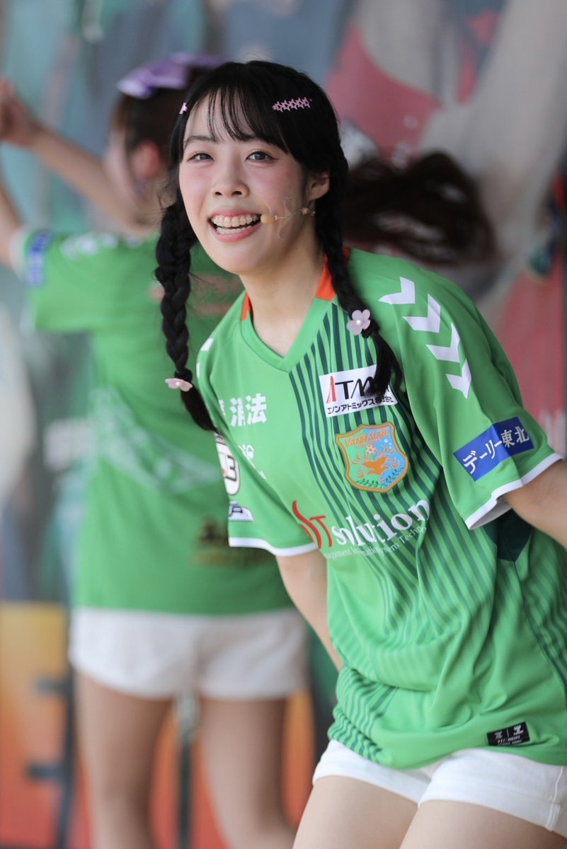 Twinkle_model's tweet photo. 3/13ヴァンラーレ八戸勝利‼️
次はいよいよ3/17(日)ホーム開幕戦
「Jリーグ TEAM AS ONE 義援金募金」にpacchiも参加します!
ライブ終了後の全員チェキは全て義援金寄付とさせて頂きます。
その後皆で一緒にスタジアム応援しましょう!
※ゲーム終了後に個人チェキを行わせて貰うかもしれません。 https://t.co/yW1K9YNy1A