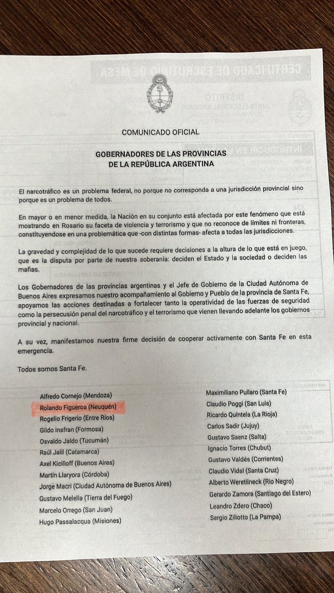 GStillger's tweet photo. Aplausos a todos los gobernadores y en especial al nuestro @Rolo_Figueroa por poner el pecho en este tema q nos concierne a todos los argentinos 💪🏻💪🏻💪🏻 #sonellosonosotros #RosarioSangra https://t.co/0qLKZIRlsk