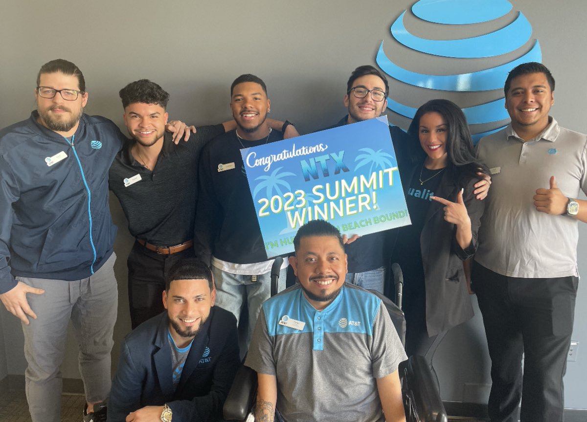 NTXKristaGuzman's tweet photo. Congratulations to our 2023 Summit Winner Ivan Munoz at Midland San Miguel🎉 All of your hard work and hustle has paid off! We can’t wait to celebrate you and your achievements in Huntington Beach! 🏖️ 

#NTX #2023Summit @Erick10morales1 @NTX_Market @CC034E https://t.co/VdnFNygPX6