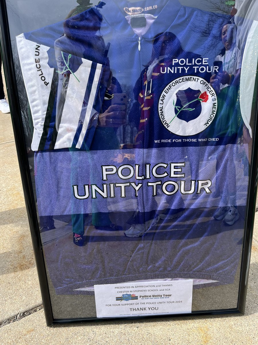 Thank you Officer Bill for the plaque from the Police Unity Tour, it will hang proudly in our school! @CMSmtolive @SuptMOTSD @AsstSuptMOTSD @mrobinson322 @ashleylopez210