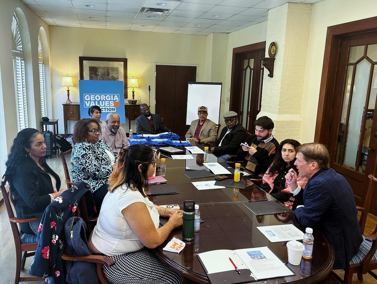 GeorgiaValues's tweet photo. Scenes from #GeorgiaValues Lobby Day for Working Families! Thanks to the volunteers that came from all over GA—Albany, Atlanta, Athens, Augusta, Hephzibah &amp; Savannah—to share their stories w/ lawmakers! Extra thanks to @spencerfrye &amp; Central Presby. Church for hosting us! #gapol https://t.co/R5cuwUJ4YQ