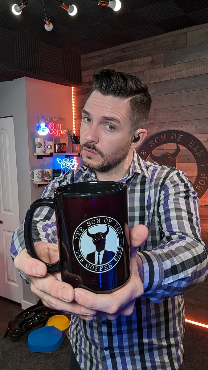 We are live EVERYWHERE 🔴🔴
twitch.tv/thesonofhan tiktok.com/@thesonofhan
live.space/watch/TheSonOf… kick.com/TheSonOfHan