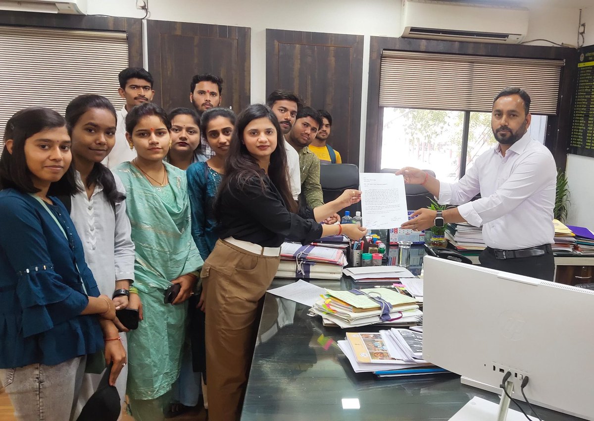 In India, on World No Smoking Day Delegations of Youth Leaders met their Policy Makers & requested them strict implementation of Tobacco Control Law & Help to save lives of youth & teenagers by keeping them away from Tobacco.

#WorldNoSmokingDay
#QuitSmoking
#Y4TC