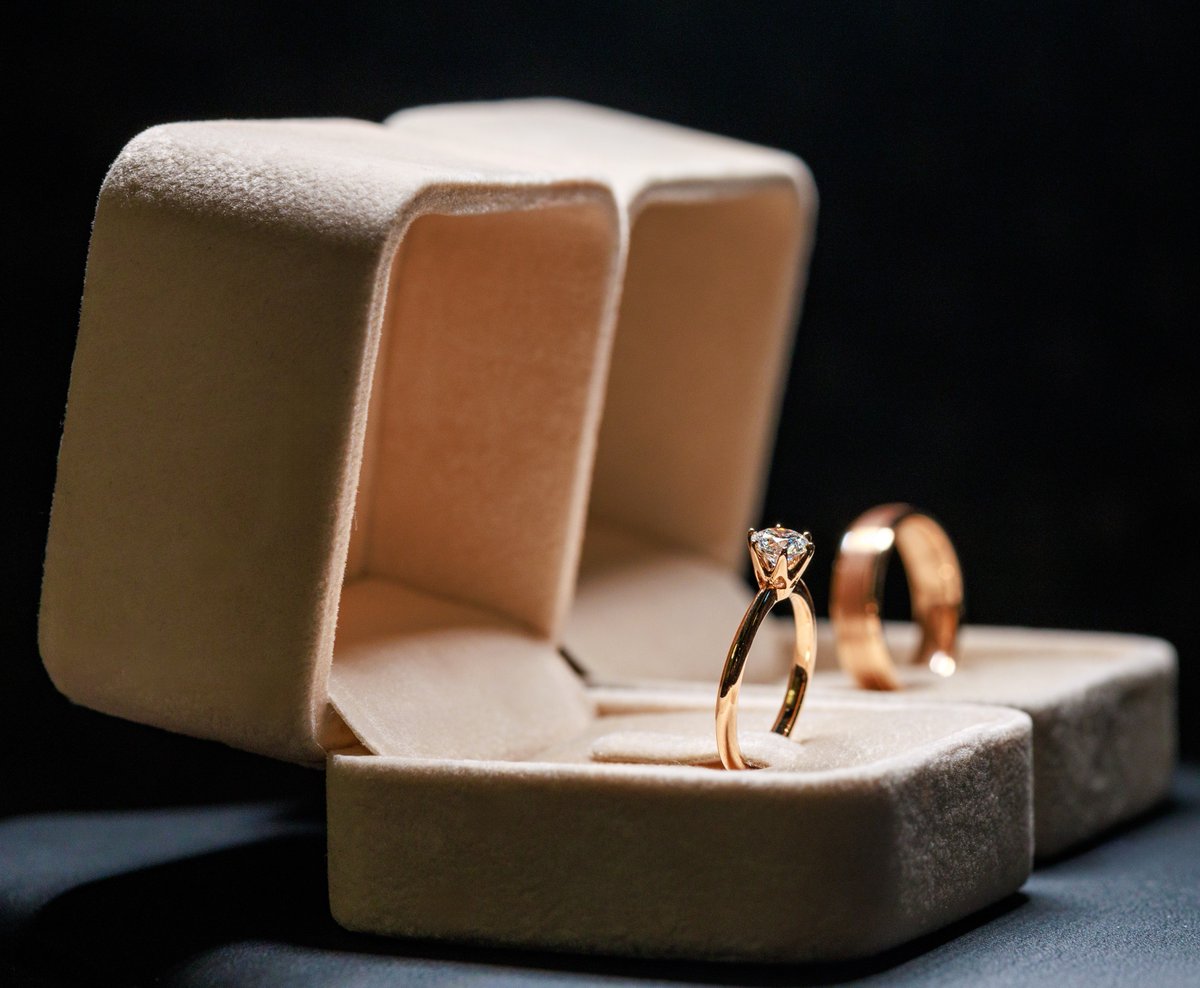 Explore the wonders of rare diamonds with Icecap's exclusive collections. Each piece in our collection is carefully selected for its unique beauty and investment potential, telling a story of unparalleled craftsmanship and value: icecap.diamonds