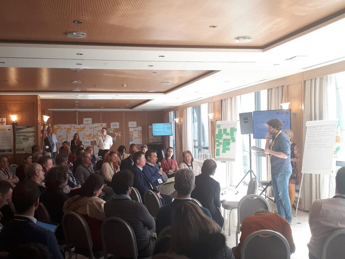 BETA Tech Center (@beta_techcenter) on Twitter photo 🟦 Giving value to #research and #innovation knowledge at the <a href="/eucapnetwork/">EU CAP Network</a> Water Management Workshop in #Sevilla!
➡️ A great challenge for the sustainability of the agrifood sector. 🟦 Giving value to #research and #innovation knowledge at the <a href="/eucapnetwork/">EU CAP Network</a> Water Management Workshop in #Sevilla!
➡️ A great challenge for the sustainability of the agrifood sector.