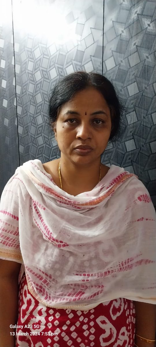 sudhakarudumula's tweet photo. Big Fish in ACB net

ACB raids uncovers assets worth ₹3.2 crores linked to Tahsildar(MRO) in Karimnagar.

Markala Rajani, Tahsildar and Joint Sub-registrar of Jammikunta Mandal, Karimnagar, booked by the Anti-Corruption Bureau for acquiring assets through corrupt practices.

ACB conducted raids on Wednesday at Rajani's house and five other places belonging to her relatives, associates and benami houses.

ACB found

Net Cash of  ₹1.5 lakh 

Bank balance ₹25.7 lakh

Gold ornaments weighing 1462 grams

House hold articles worth ₹9 lakhs

Vehicles worth ₹31 lakhs 

7 Acres of Agricultural land worth ₹55 lakhs

22 Open plot documents worth ₹21 lakhs

Documents of advance payment agreements were found for the purchase of three properties worth ₹50 lakhs

The market value is expected to be much Higher than the official value.

ACB stated that total assets are estimated to be about ₹3,20,16,915.

#Telanagana #ACB