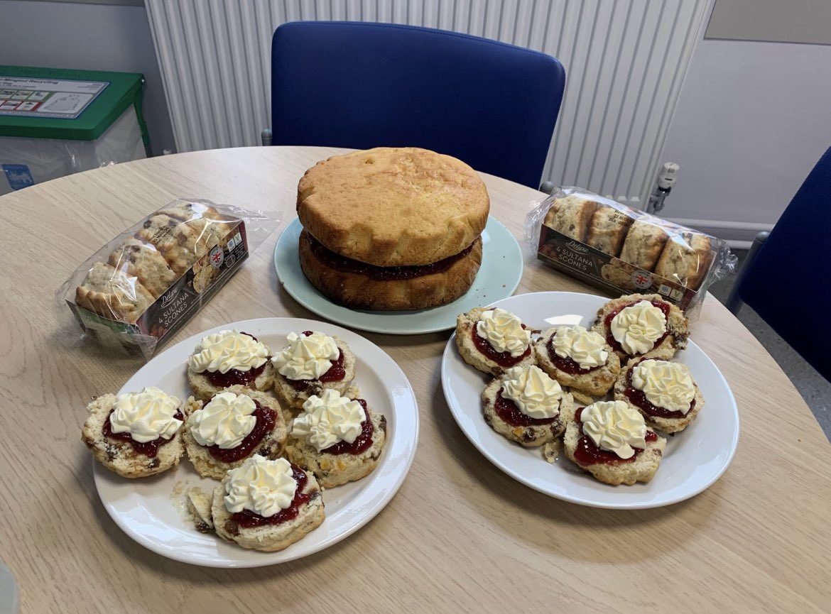 Today is Global Tea Party Day, to celebrate we have had another teaching session from our wonderful SALT team and cakes and tea for everyone 🍰☕️🧁

#NutritionAndHydrationWeek 
#NHW2024