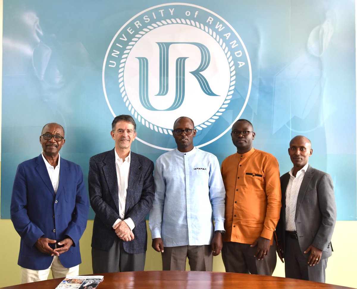 Prof Gerard Dunne from the Physics Department at the Univ. of Connecticut was welcomed by VC Prof @mdkayihura. Prof Dunne's visit to UR's Physics Department aims to explore areas of collaboration btn the two sister departments following a recently established MOU btn UR & @UConn