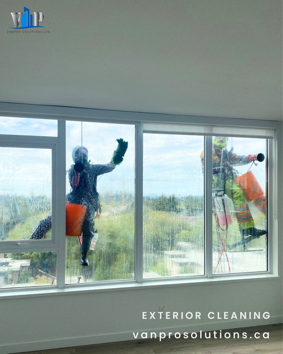 Vanprosolutions's tweet image. 🔹Exterior window cleaning in progress 
.
.

#vanprosolutionsltd #vanprosolutionsteam #vanpro #vanproteam #constructionproject #constructionsite #newhomes #constructioncompany #constructioncleaning #windowwashing #exteriorcleaning