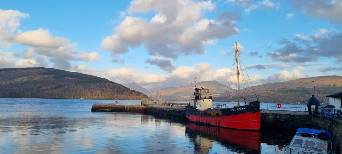 Lovely blue skies over Inveraray Pier this evening. 

#Inveraray #inveraraypier #argyllandbute #lochfyne #vitalspark #CommunitySupport #communityfundraiser #mooring #Scotland #scottishpier #visitsco