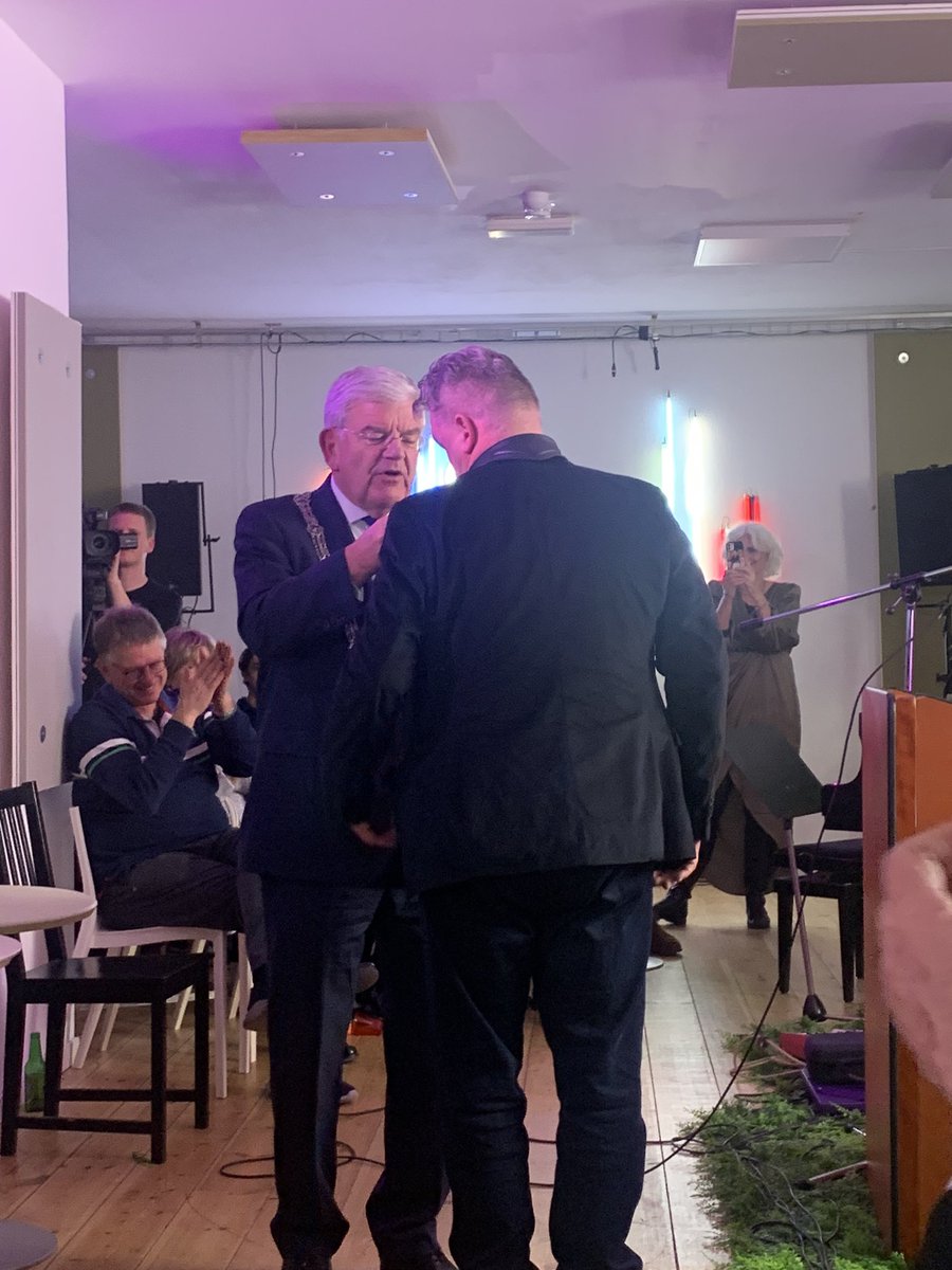 Studio LOOS tweet media