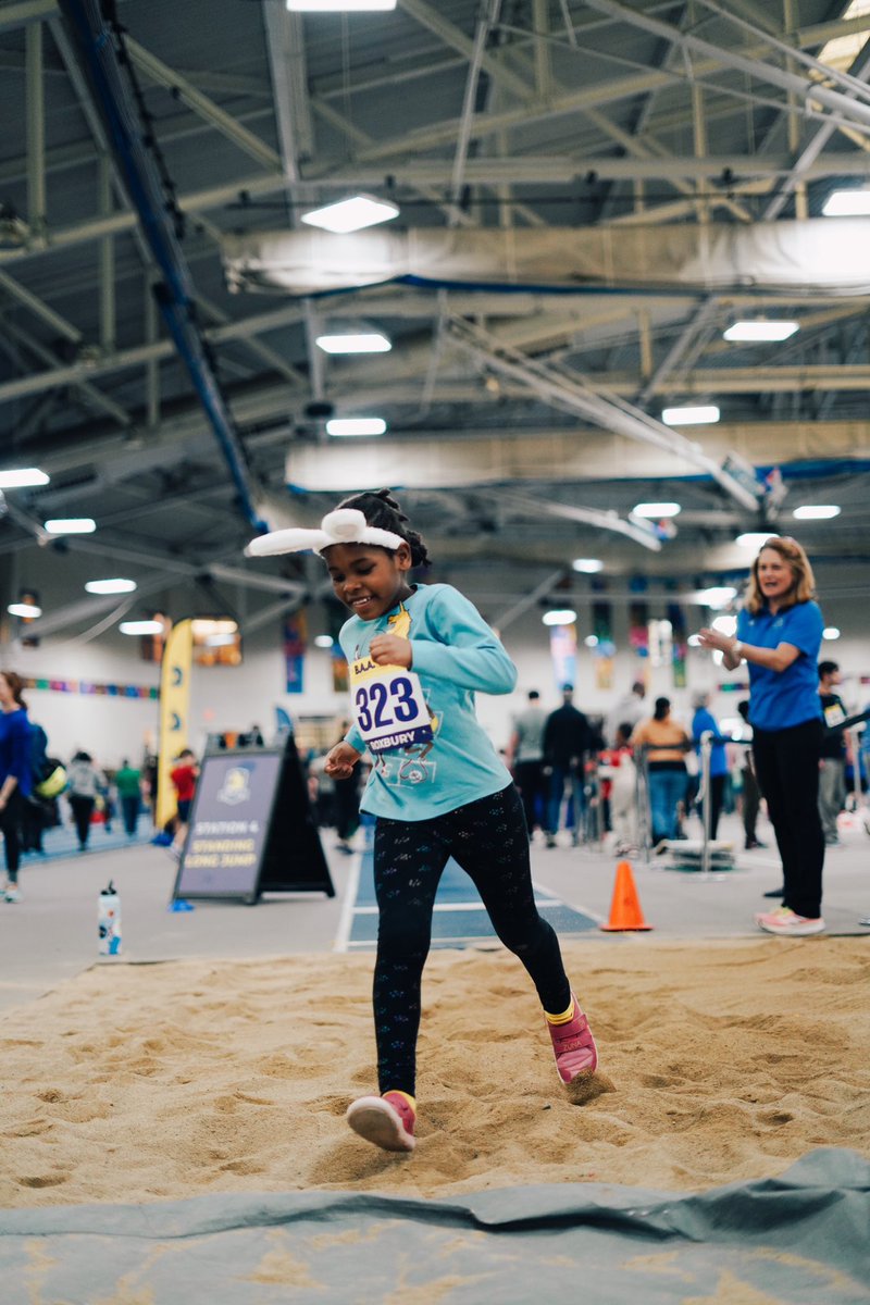 Thank you to all who came out to the Reggie Lewis Center to kick off our 2024 @BAA Neighborhood Fitness Series presented by @BostonChildrens!🥳💙💛 See you in May for our next event at East Boston Memorial Park👀