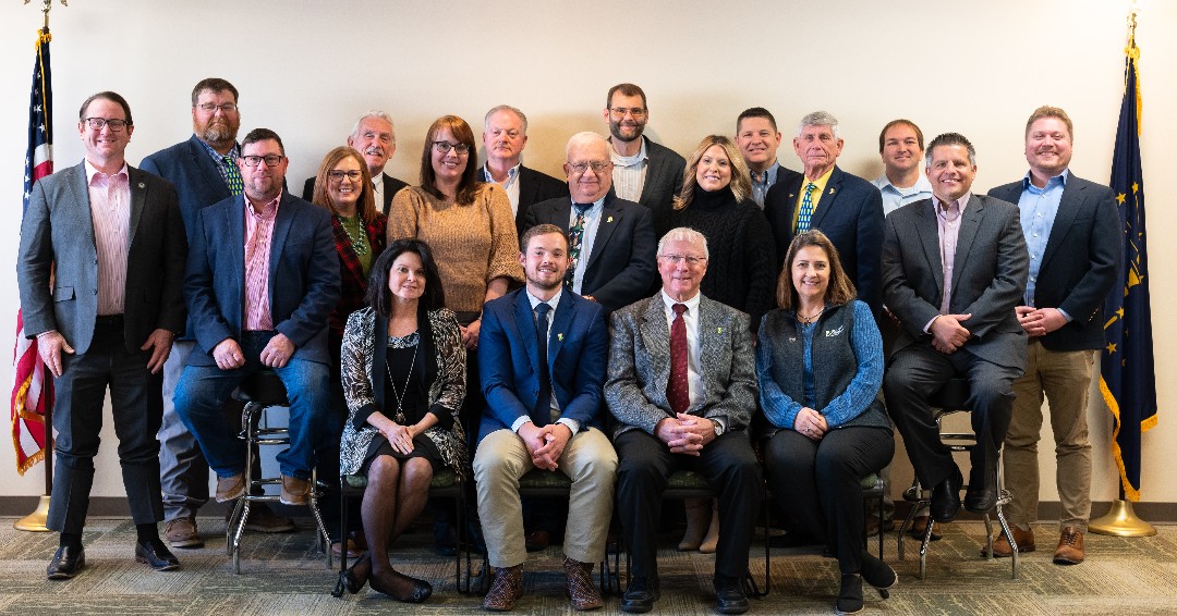 INCornFarmers's tweet image. Hoosier farmers interested in directing Indiana’s #corncheckoff investments may now petition to run for election this year. The ICMC will host elections for Board of Director positions in Districts 2, 5, 8 and two, statewide, at-large seats. Click here: bit.ly/3VhKUJx