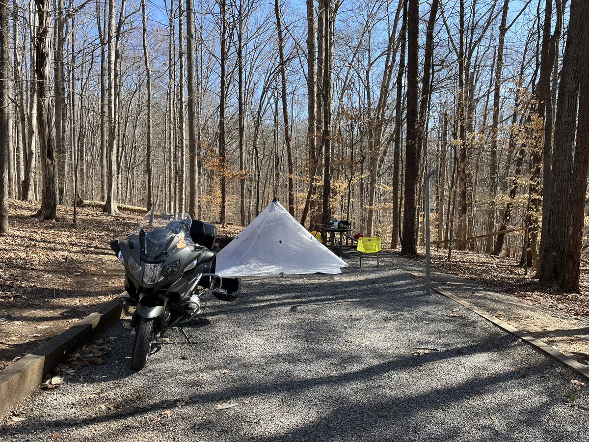 leetrey's tweet photo. Camping tonight at Smith Mountain Lake State Park. https://t.co/Z710xXJ4Id