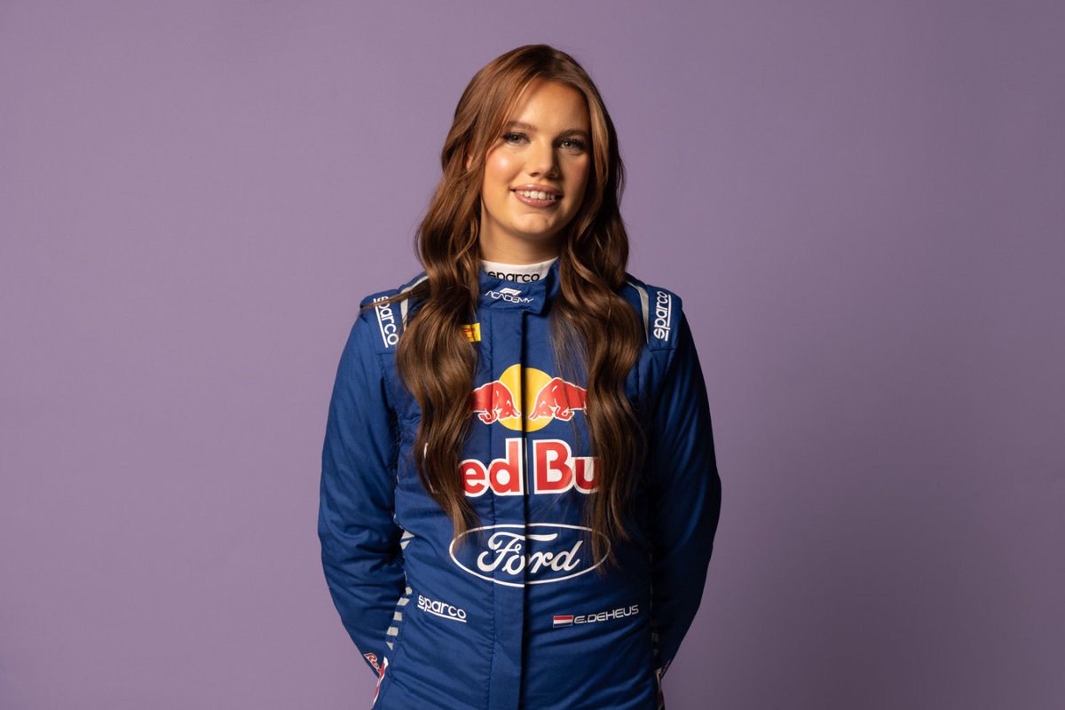 PrimeF1__'s tweet photo. Se fortalece la relación entre @redbullracing y @Ford: La marca norteamericana de automóviles se convierte en socio principal de los austriacos para el programa 2024 de la Red Bull Academy @F1, como parte de iniciativas más amplias que apoyan la diversidad y la inclusión, en este caso, de las mujeres en el deporte motor. 🔥🇺🇸🇦🇹