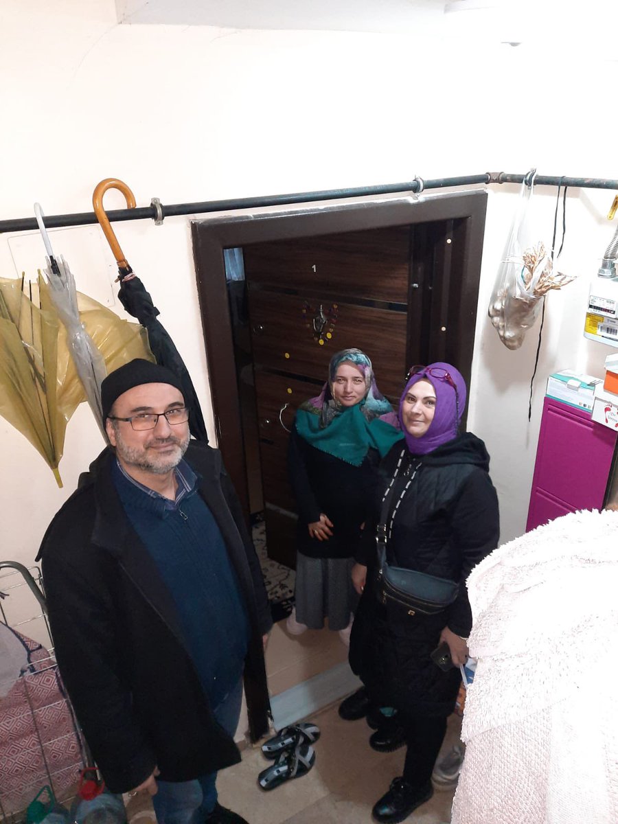 İçerenköy Mahallemizdeki Komşularımızı Ziyaret ettik..<a href="/burakcifci34/">Burak ÇİFCİ</a> <a href="/naimyagci_/">Av. Mustafa Naim Yağcı</a> <a href="/zaferdgn/">F. Zafer Düşgün 🇹🇷</a> <a href="/KayaAyar/">Aygül Ayar Kaya🇹🇷</a> <a href="/AbubekirUcan/">Abubekir Uçan</a> <a href="/rizakaplan34/">Rıza Kaplan</a> <a href="/Mustafa92634869/">Mustafa KAYA</a> <a href="/FerideTuncar/">feride tuncar</a>