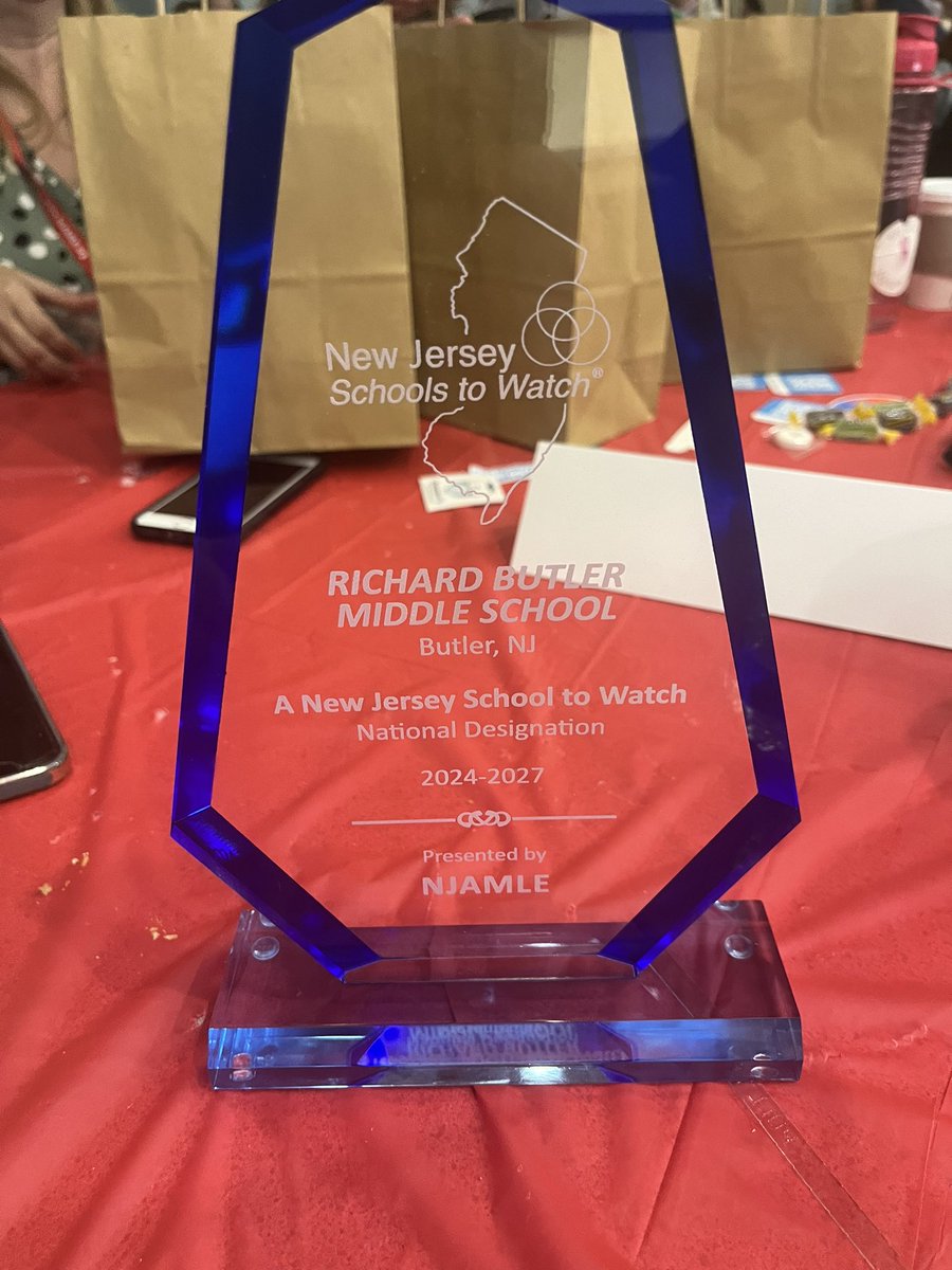 We were so proud to accept our NJ Schools to Watch recognition at #NJAMLE2024 today! Thanks to Rick, Aimee, & all of the other honorees for pushing @RBS_Bulldogs to join such a distinguished group of exemplary schools in the state! @NJAMLE #ItTakesMoreToBeABulldog