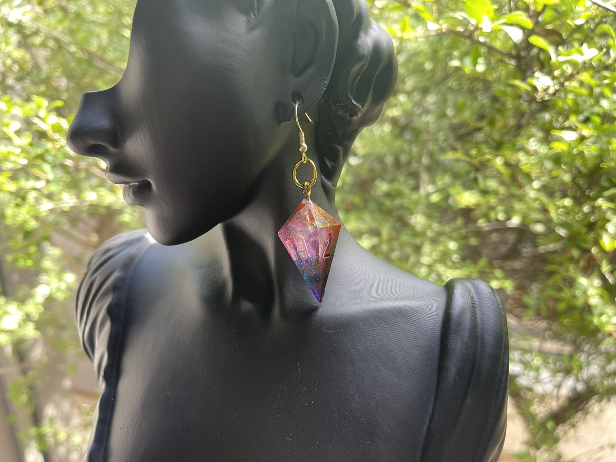 DiceHewston's tweet photo. Reminder! My galaxy dice earrings are still in stock in my shop ( link is in bio) and be sets a jewelry are coming soon!!! 😏 https://t.co/vVwdXpaQus