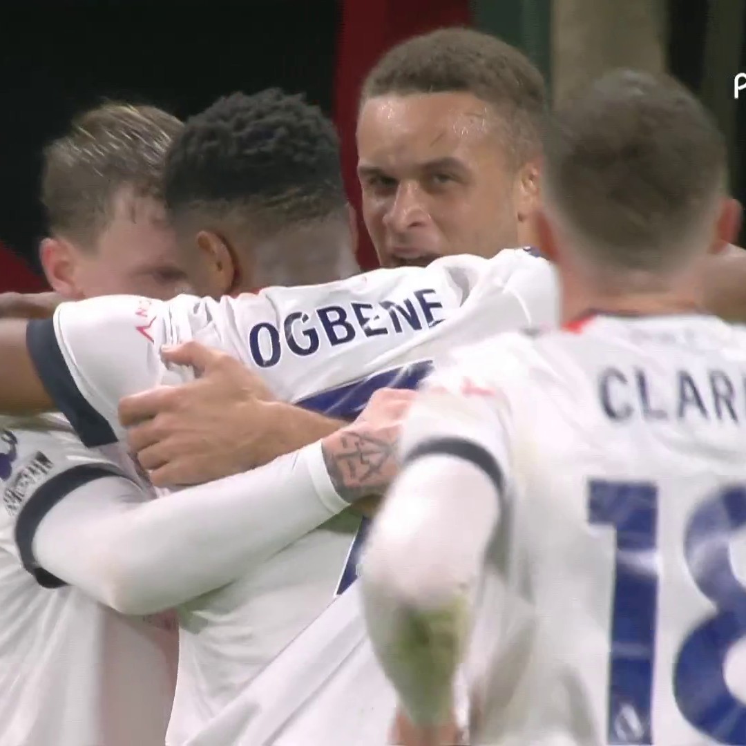 LUTON DOUBLE THEIR LEAD. 👀Chiedozie Ogbene makes it 2-0 to the Hatters!