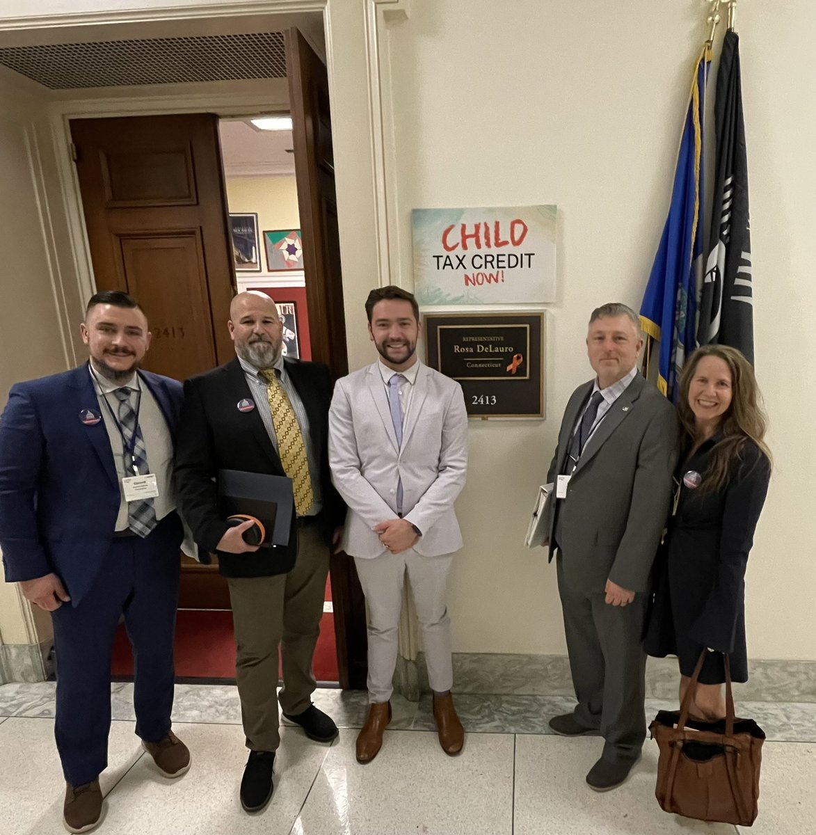 Great meeting with John Myron from the office of @rosadelauro. His passion and energy reflect Rep. DeLauro’s unflagging commitment to education. She continues to fight for education funding and for mental health professionals for all of our schools. #PrincipalsAdvocate