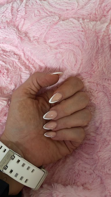 Tested this morning and ready to get down! Even got nails done so they look good wrapped around that<a href="/tag/gotmylf"class="tags"><span>#gotmylf</span></a>