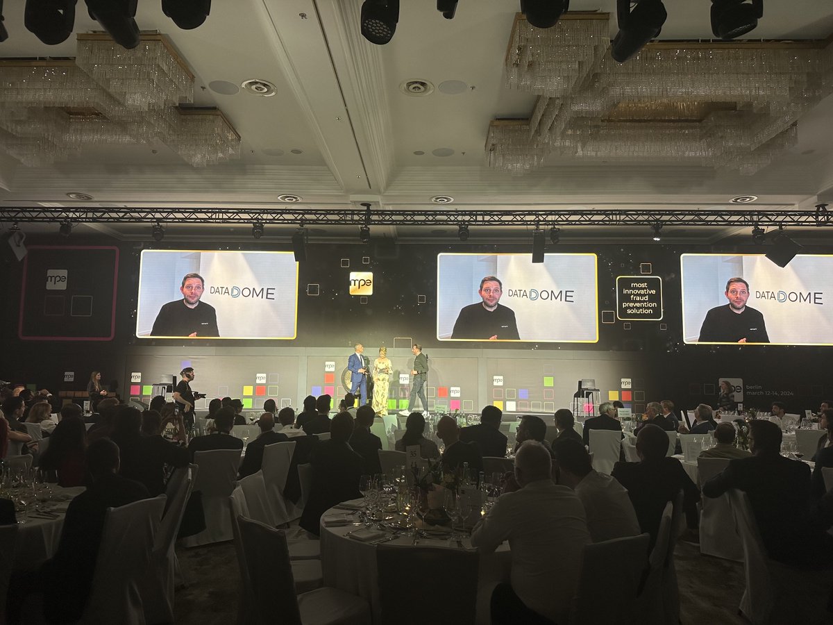 mpecosystem's tweet photo. The award for the โmost innovative fraud prevention solutionโ goes to @data_dome! ๐ฆพ
#mpe2024 #mpecosystem #mpeawards https://t.co/hoGWQbTdla