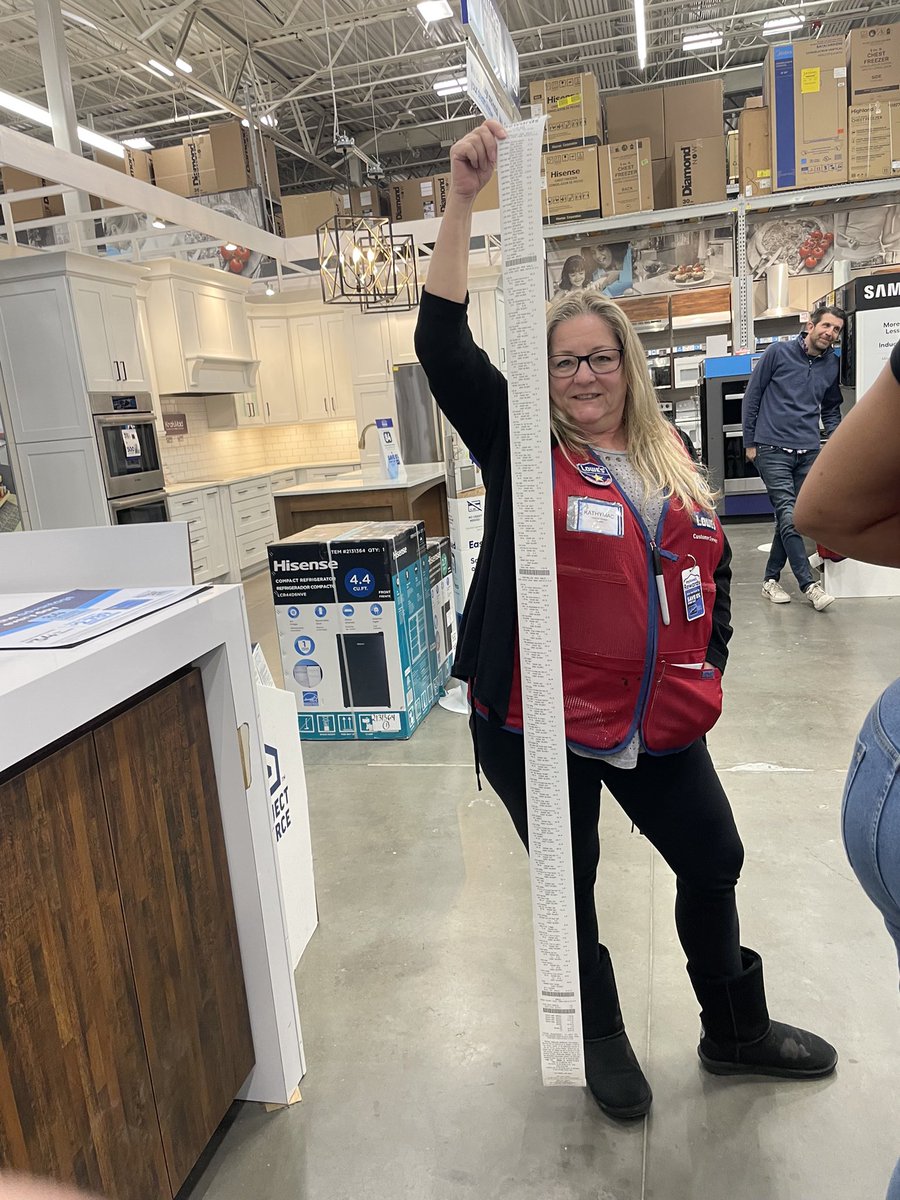 forrest1917's tweet image. Today at the FARMINGDALE Lowe’s we congratulate Kitchen specialist Kathy Mac for  making a HUGE kitchen sale !!!!! Look at that receipt!!!!!!#$$$$$$  #chaching. @erick_marrero11 @l_abbatecola @cag315 @TweetUsR30 @Karl_Thomsen24