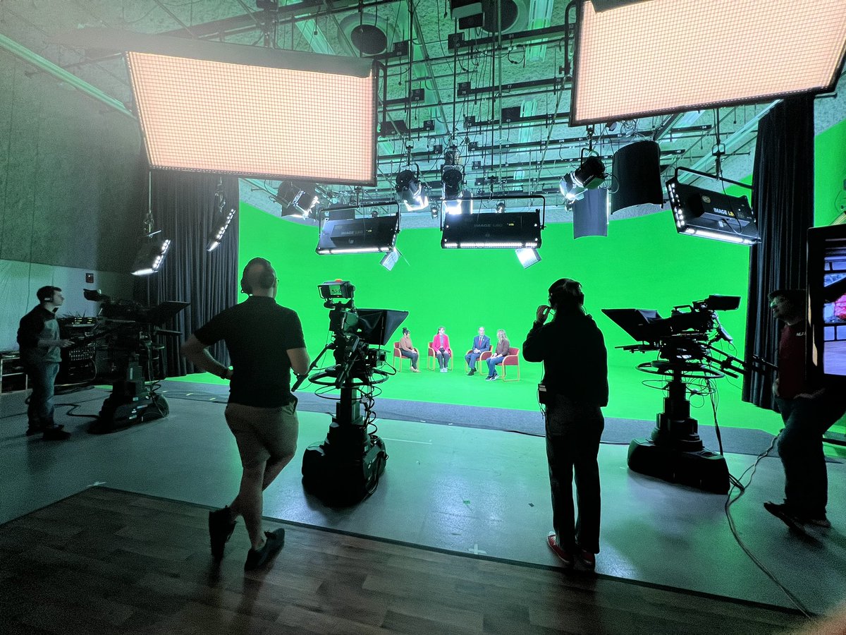 Geoffrey S. Mearns tweet media