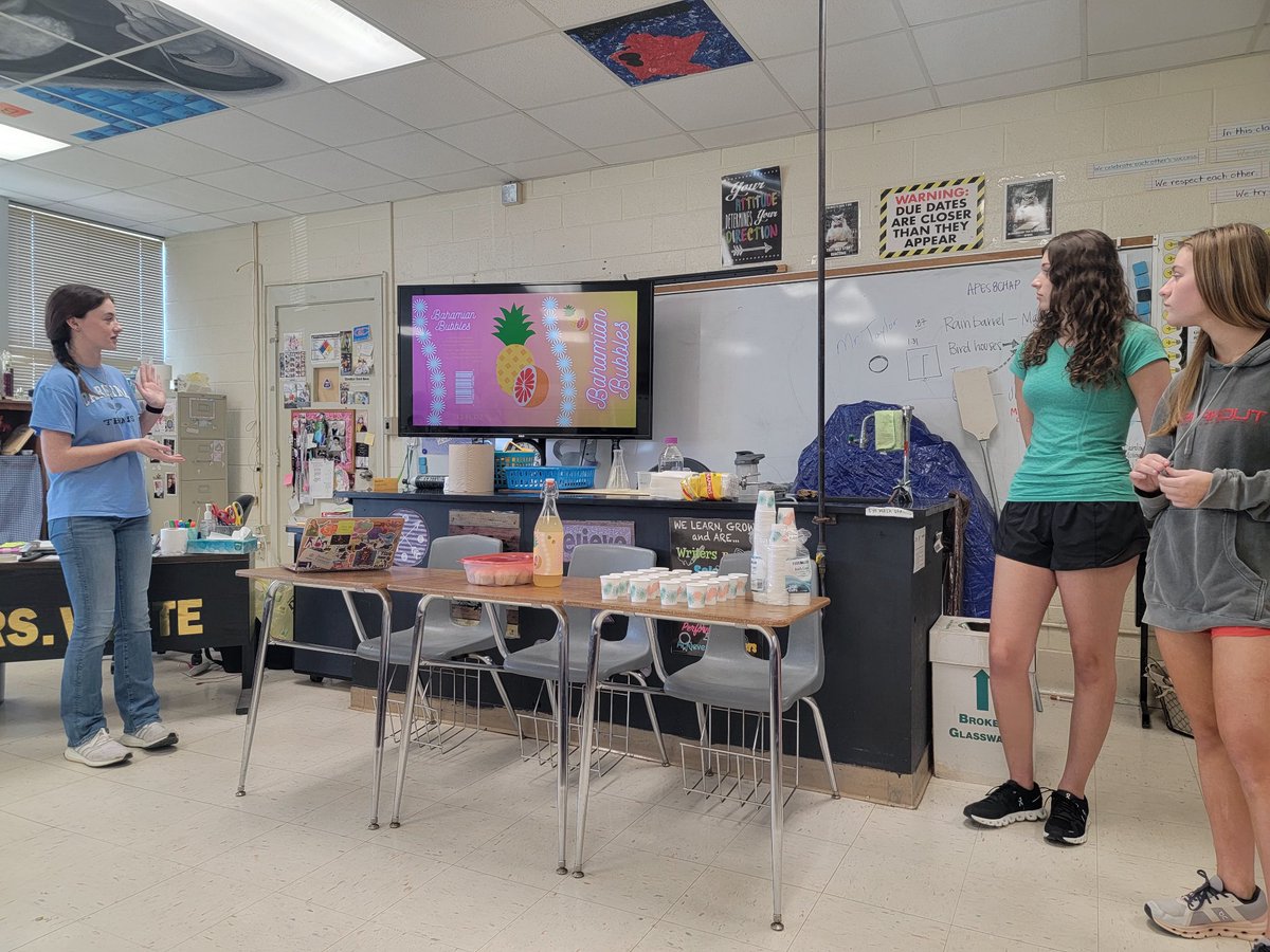 So excited to view the STEM Chemistry cultural Soda Mini-Challenges. Students chose a country and created sodas to be sold there! Super interesting and TASTY! 

<a href="/emilylahredu/">Emily Lahr, Ph.D.</a> 
<a href="/GreeneCoSchools/">Greene County Schools</a> 
#STEMeducation 
#teachertwitter