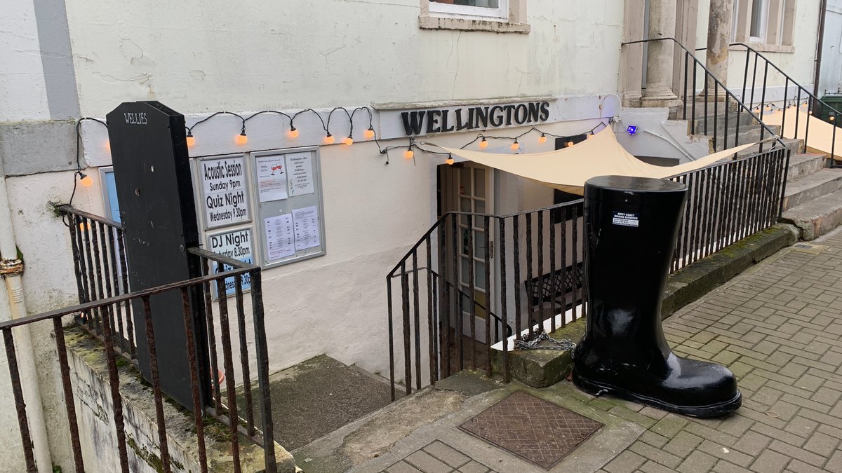 There is a South Ayrshire social on Tuesday, 19 March, at 14:00 in Wellingtons Bar, Ayr. Although targeted mainly at members residing in that part of the county, all branch members are welcome to attend.