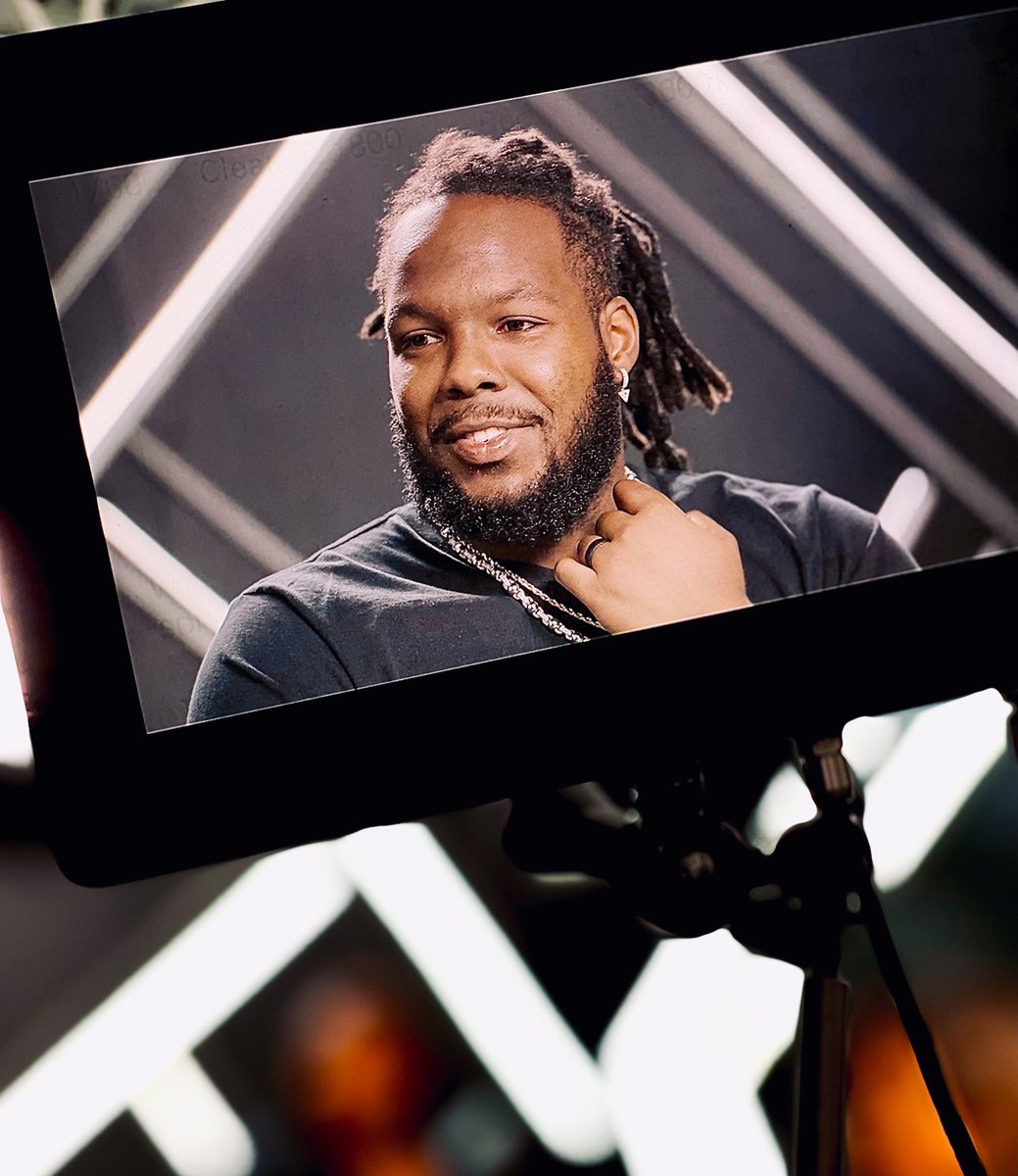 Just finished our annual season opening sit down conversations. 
Vladdy Guerrero Jr shared he’d like the HR jacket to return. It’s personal. If the team wants to join in, great but he wants to “have fun” with it. He’ll also take part in any/all other dugout celebrations #BlueJays