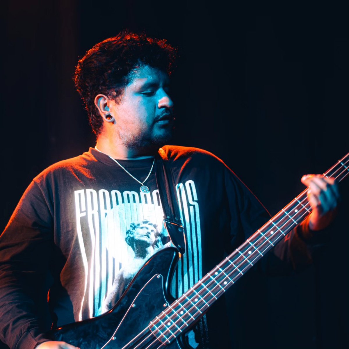 Sleeponadream's tweet photo. 𝙁𝙍𝘼𝙂𝙈𝙀𝙉𝙏𝙊𝙎 𝙚𝙣 𝘾𝙀𝙇𝘼𝙔𝘼 🖤🖤🖤

𝟬𝟮/𝟬𝟯/𝟮𝟰

📷: @nortdexs

#KeepTheDream 🌇
#metalcore 
#metal
#posthardcore 
#metalmexicano https://t.co/dx3vbiJmnY
